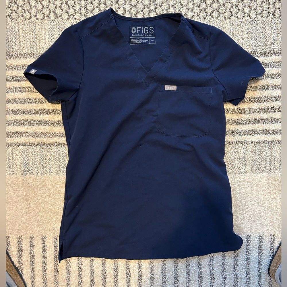 Figs Women’s Catarina One Pocket Scrub Top